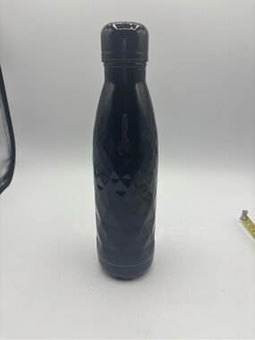 Smash Diamond Metal Water Bottle Black 16.9 FL OZ Used - Dual Wall